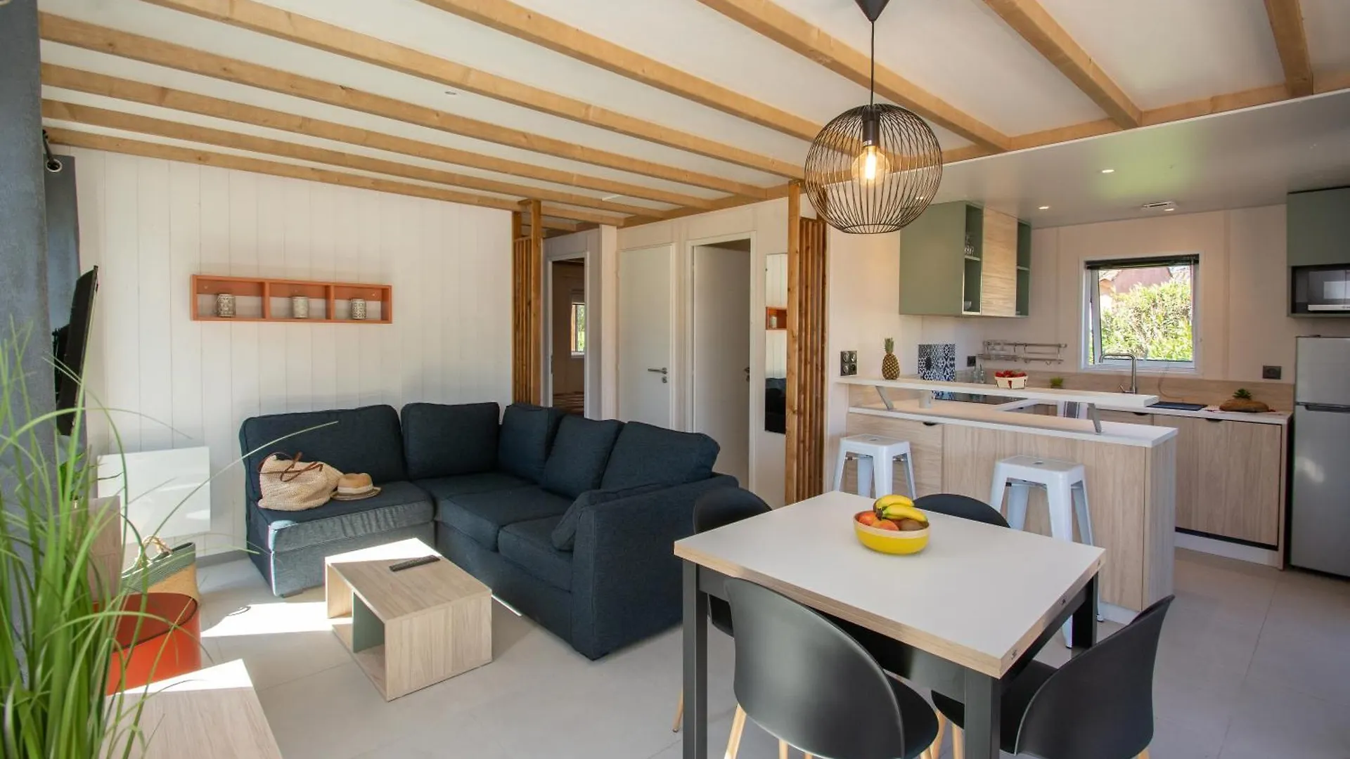 Parc Saint James Oasis Village Puget-sur Argens 5*,