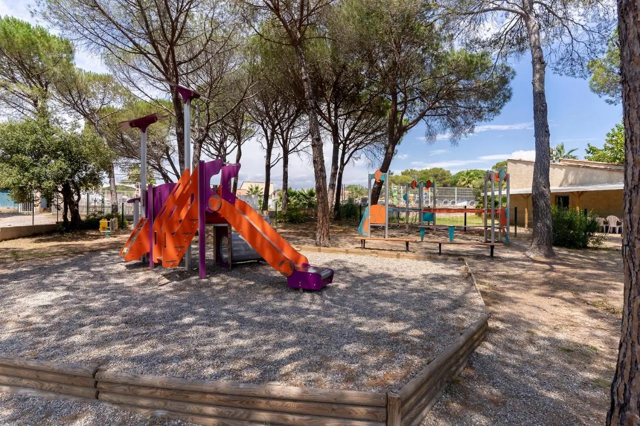 Parc Saint James Oasis Village Puget-sur Argens Francja