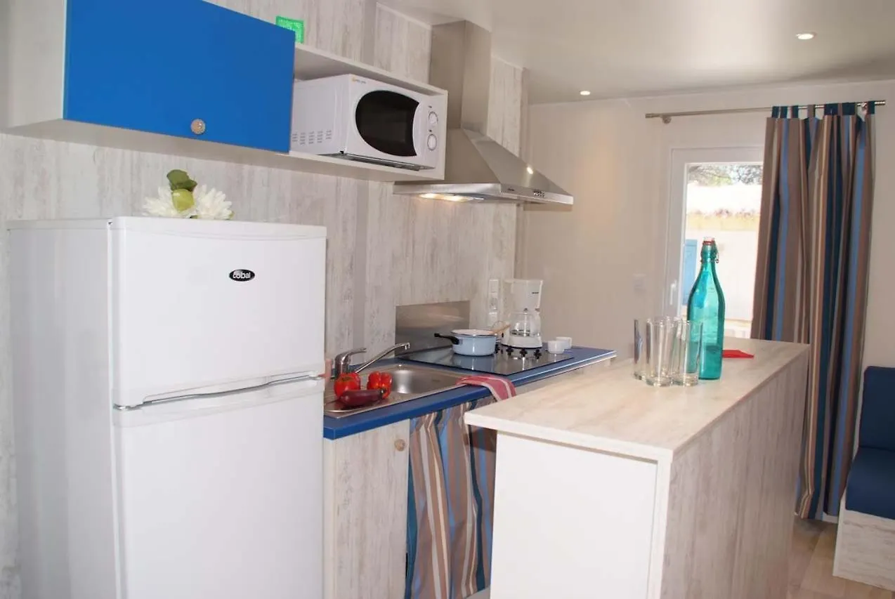 Parc Saint James Oasis Village Puget-sur Argens 5*,  Francja